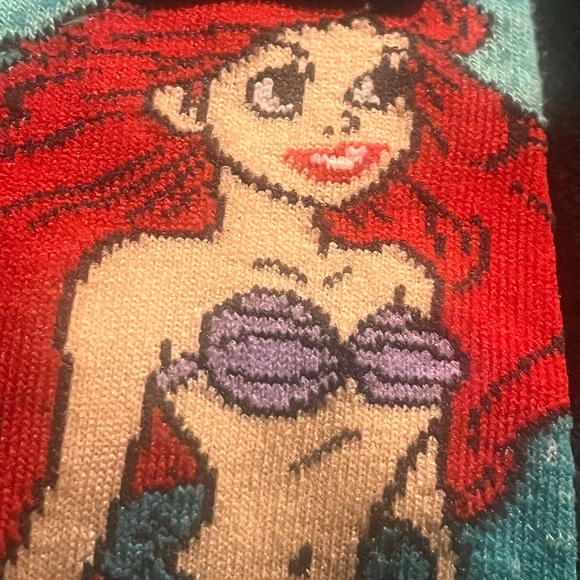 Disney Princess Little Mermaid Girls Socks size 4-10 1- Pair . NWT - Picture 3 of 4